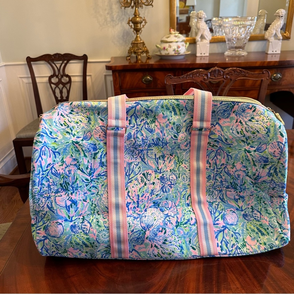 NWT Lilly Pulitzer Weekender Duffel Bag Soleil It On Me - Picture 12 of 16